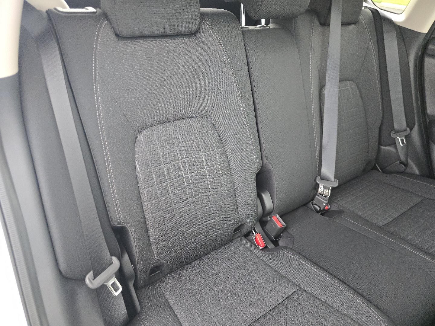 New 2027 Honda HR-V LX image 18