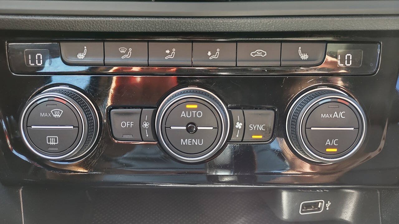 Used 2019 Volkswagen Jetta SE FWD image 22