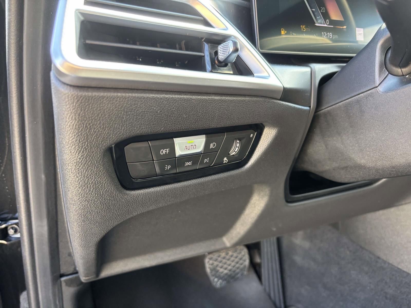 New 2026 BMW 330i xDrive Sedan w/ Premium Package image 14