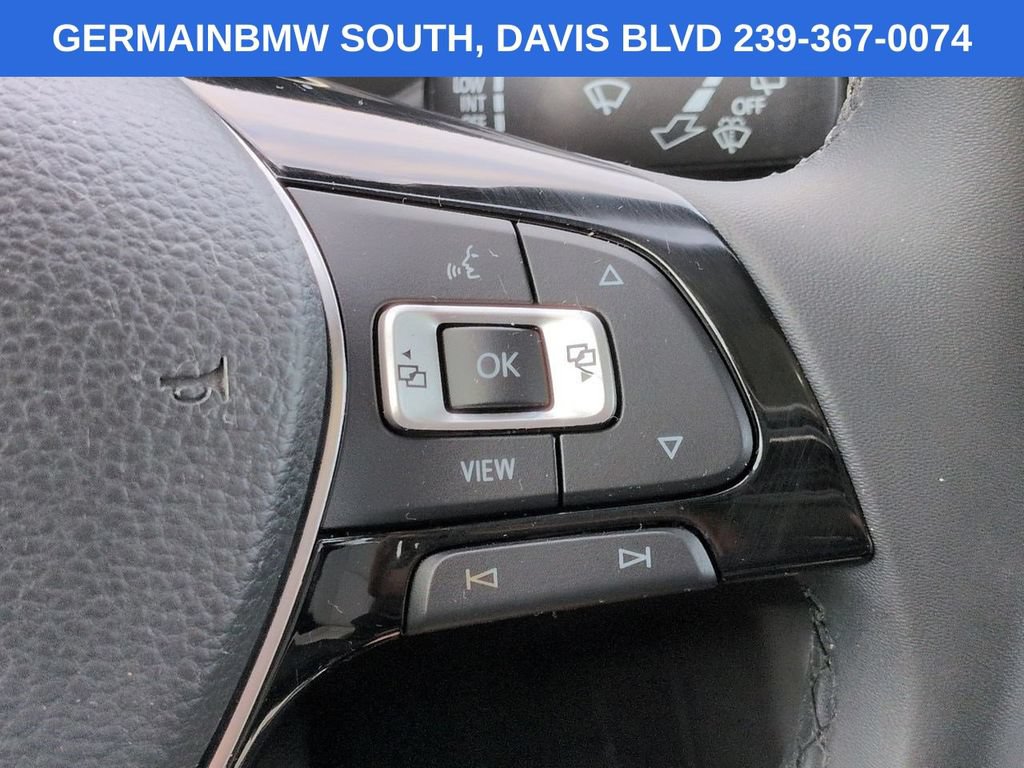 Used 2020 Volkswagen Tiguan SE w/ Panoramic Sunroof Package AWD/4WD image 28
