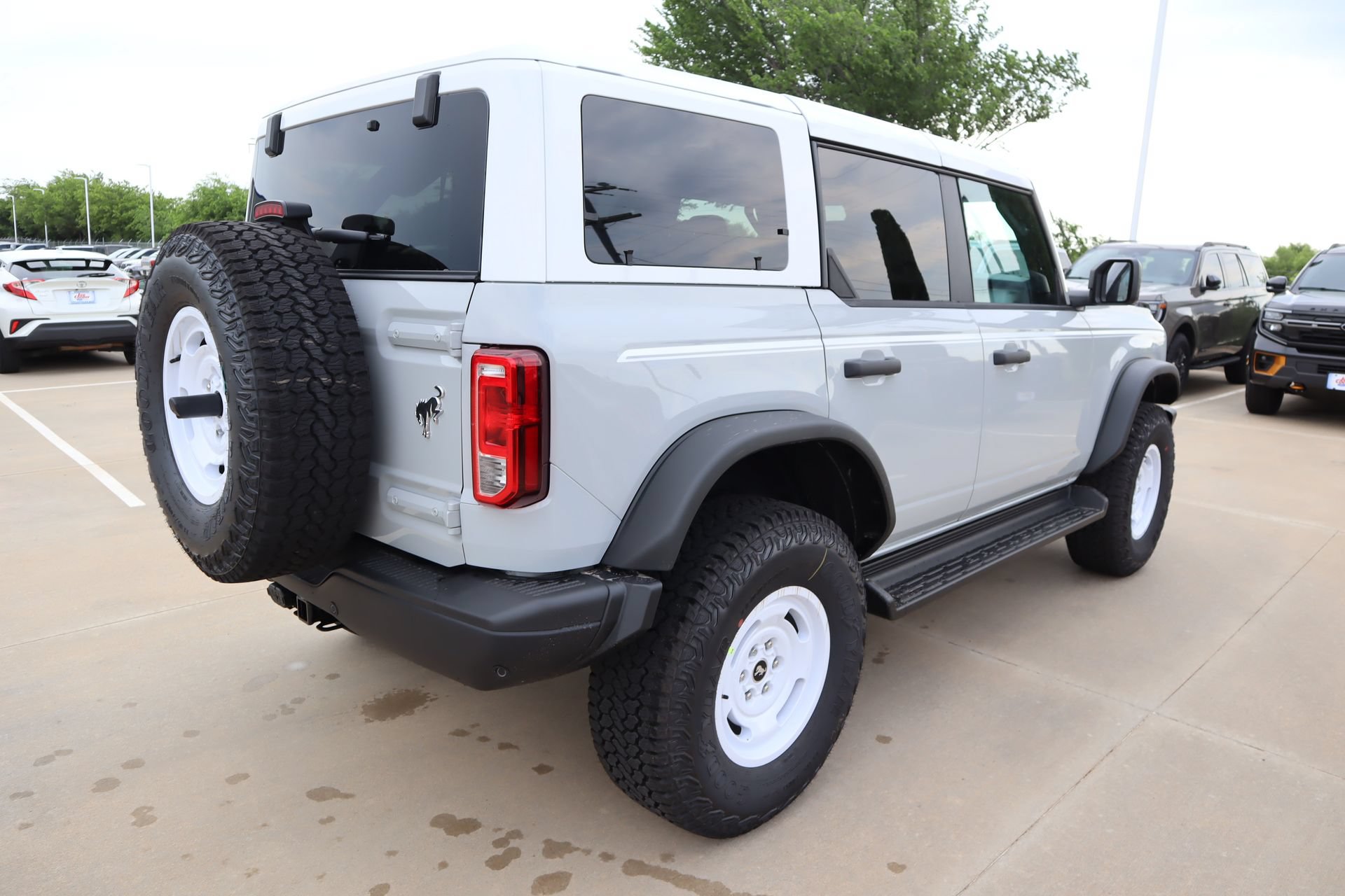 New 2026 Ford Bronco Heritage Edition AWD/4WD image 21