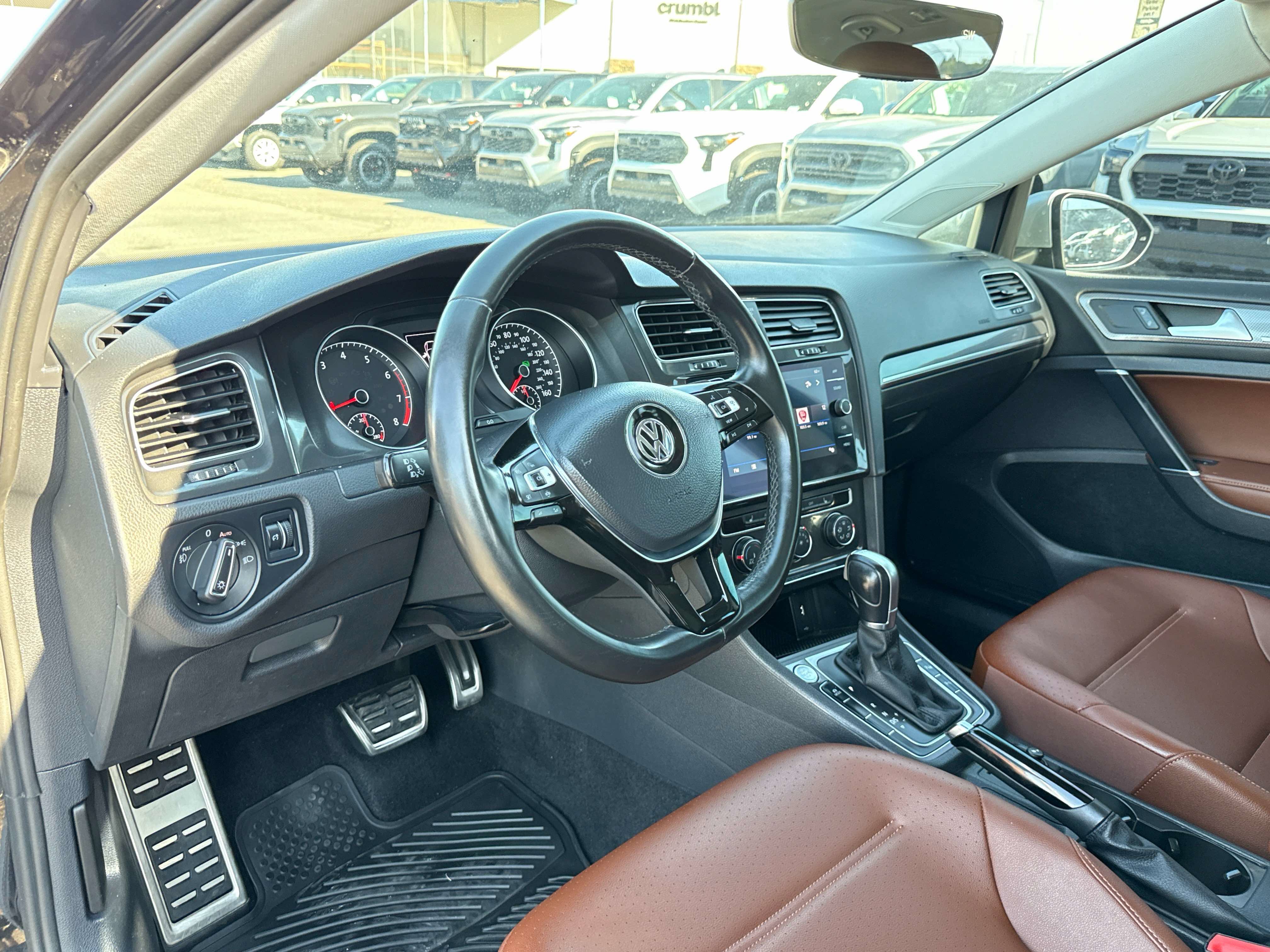 Used 2019 Volkswagen Golf Alltrack SE AWD/4WD image 10