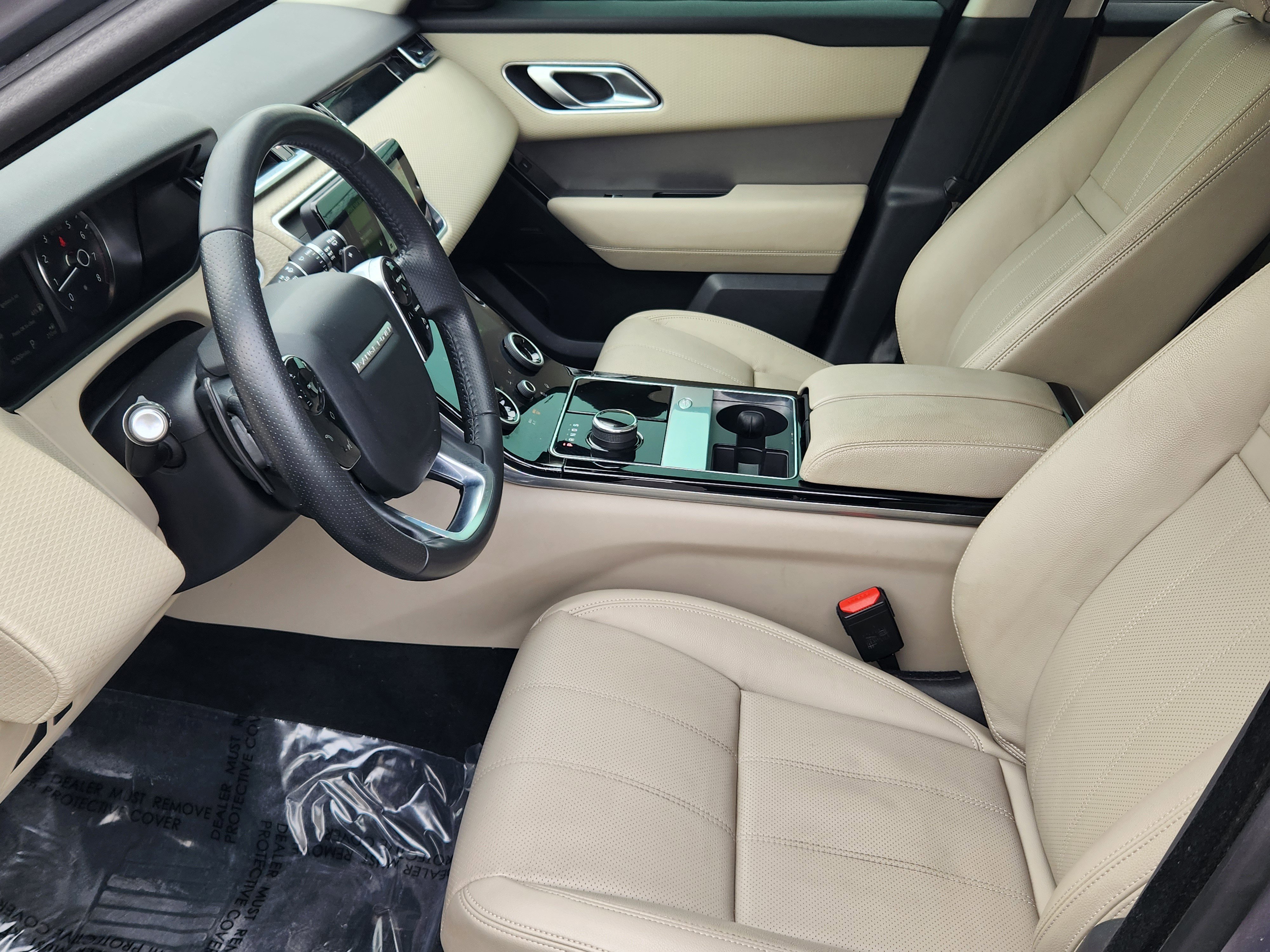 Used 2020 Land Rover Range Rover Velar S image 14