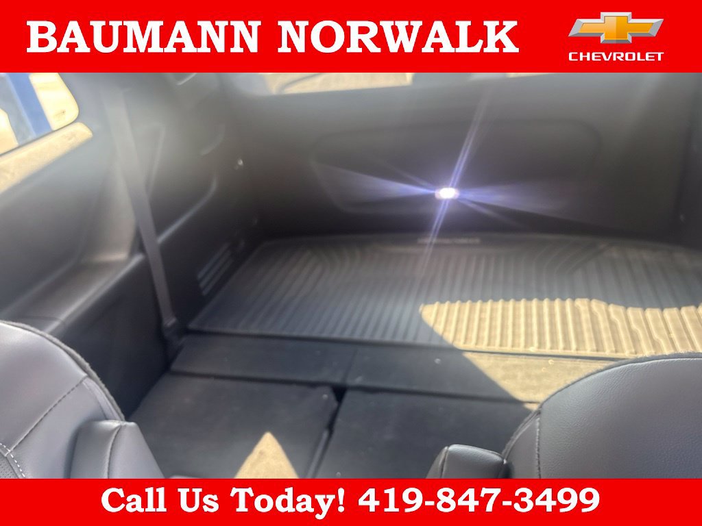 Used 2018 Chevrolet Traverse Premier w/ LPO, 'HIT The Road' Package AWD/4WD image 25