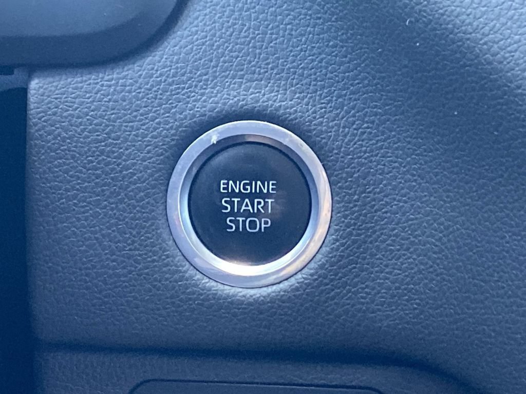 Used 2023 Toyota Tundra Limited AWD/4WD image 12