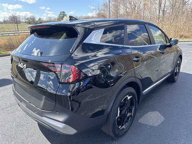 New 2026 Kia Sportage EX FWD image 6