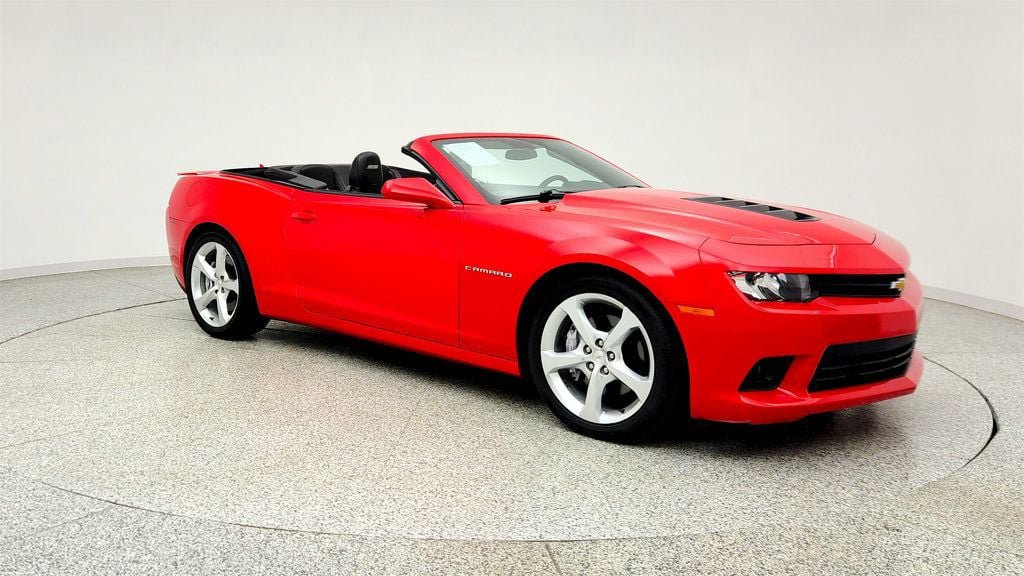 Used 2015 Chevrolet Camaro SS RWD image 3