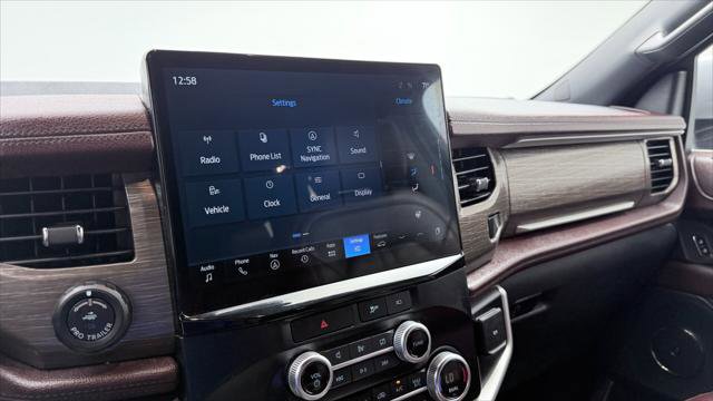 Used 2023 Ford Expedition Max Limited AWD/4WD image 30
