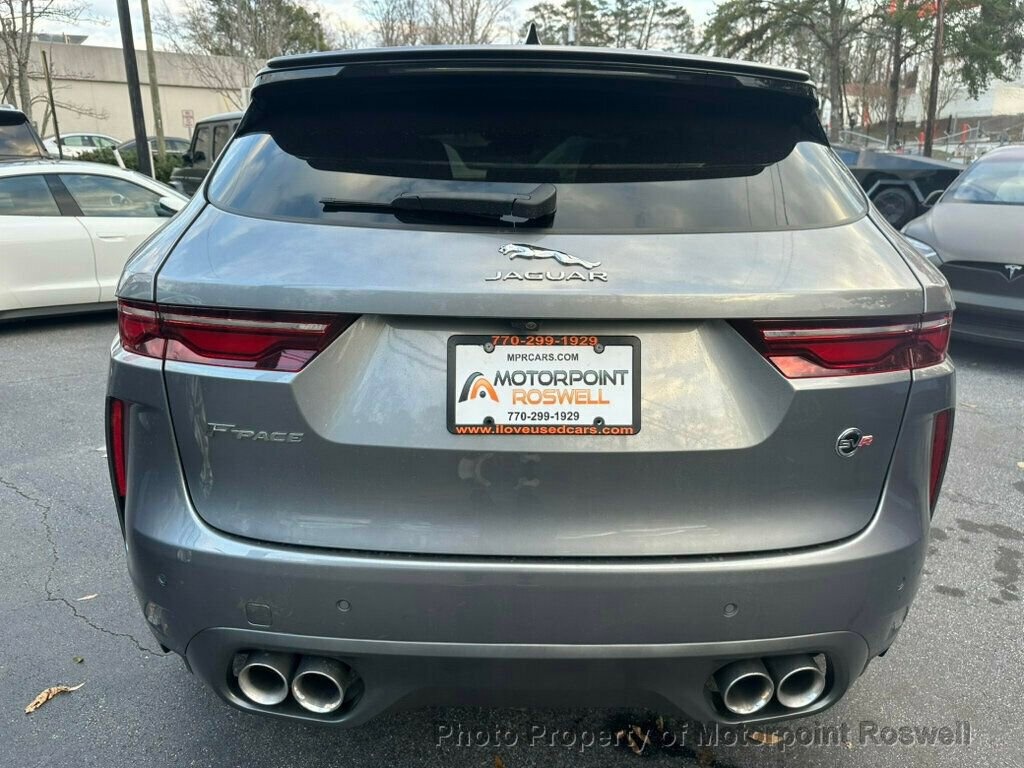 Used 2022 Jaguar F-PACE SVR image 6