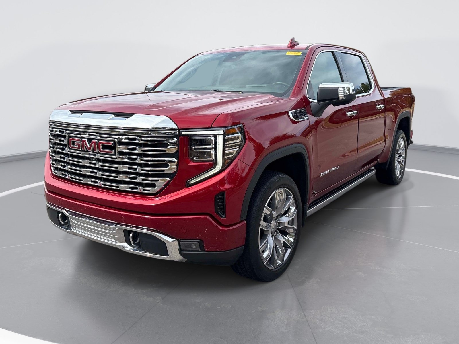 Used 2024 GMC Sierra 1500 Denali w/ Denali Reserve Package AWD/4WD image 3
