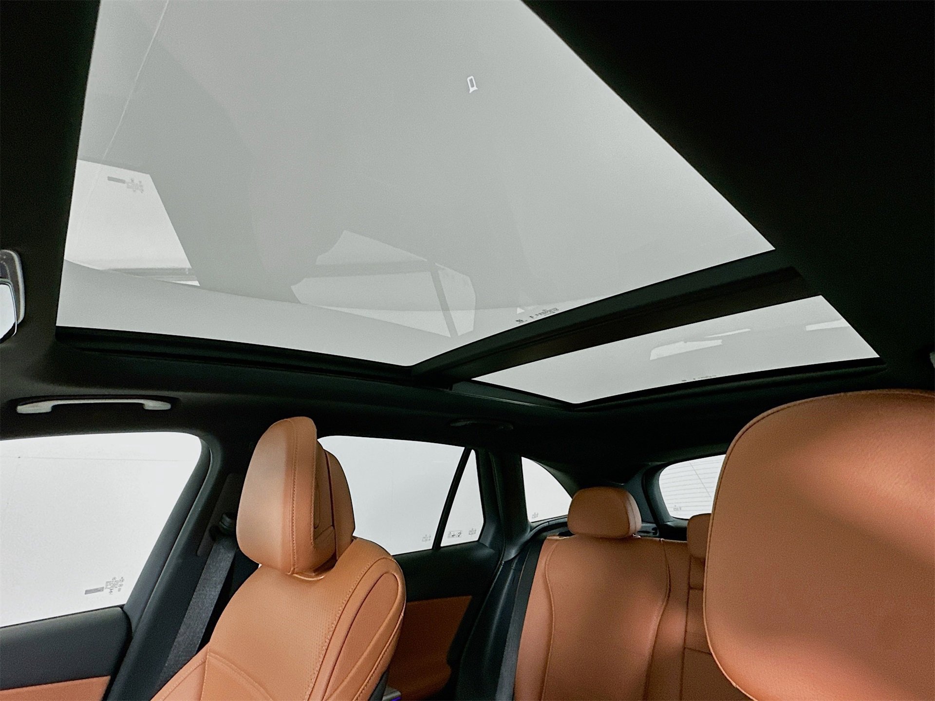 Used 2026 Mercedes-Benz GLC 300 image 24