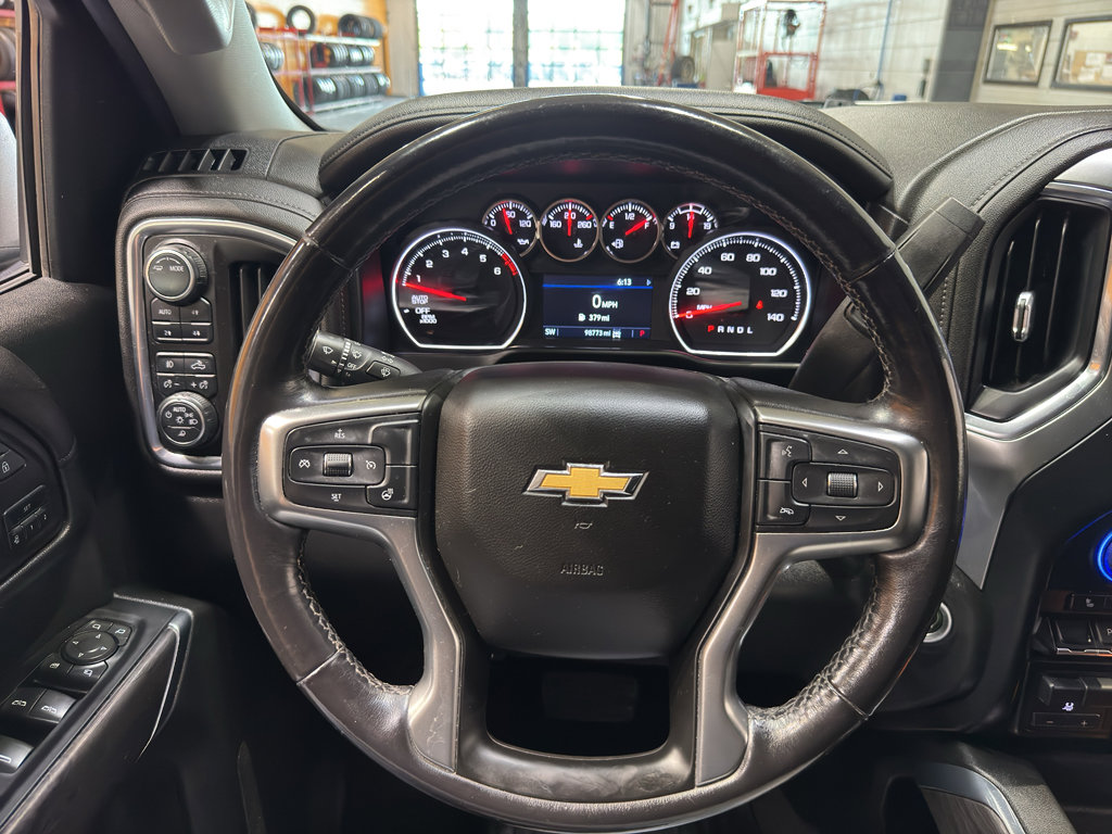 Used 2021 Chevrolet Silverado 1500 LTZ w/ Z71 Off-Road Package AWD/4WD image 23