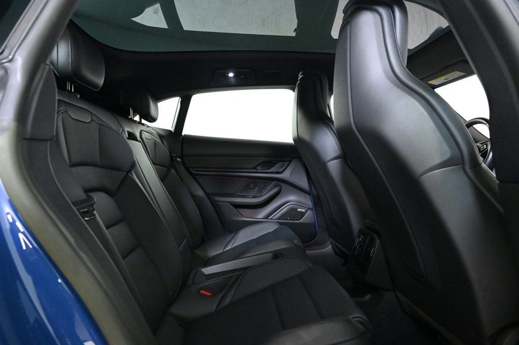 Certified 2023 Porsche Taycan 4S image 19