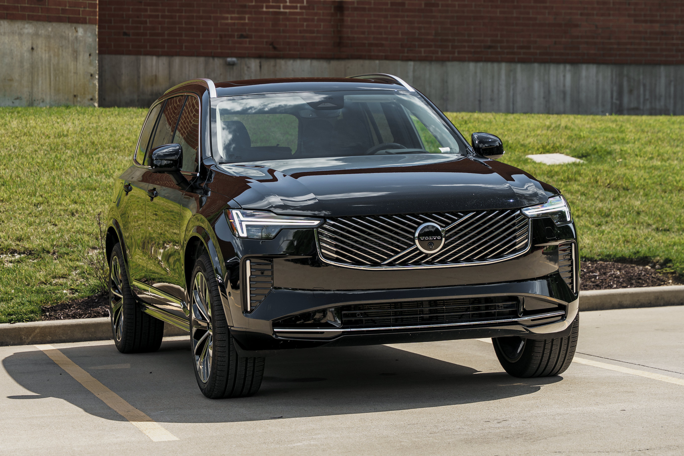 Used 2026 Volvo XC90 B6 Ultra AWD/4WD image 2