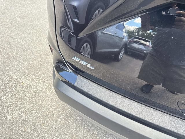 Used 2024 Ford Edge SEL AWD/4WD image 7