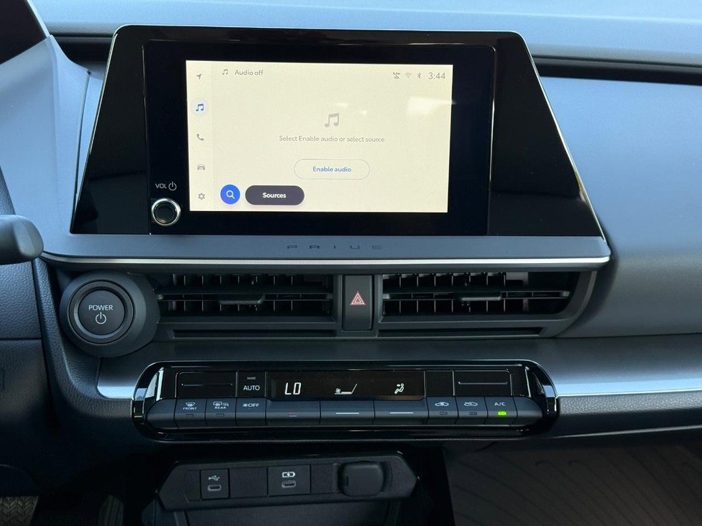 New 2026 Toyota Prius LE image 10