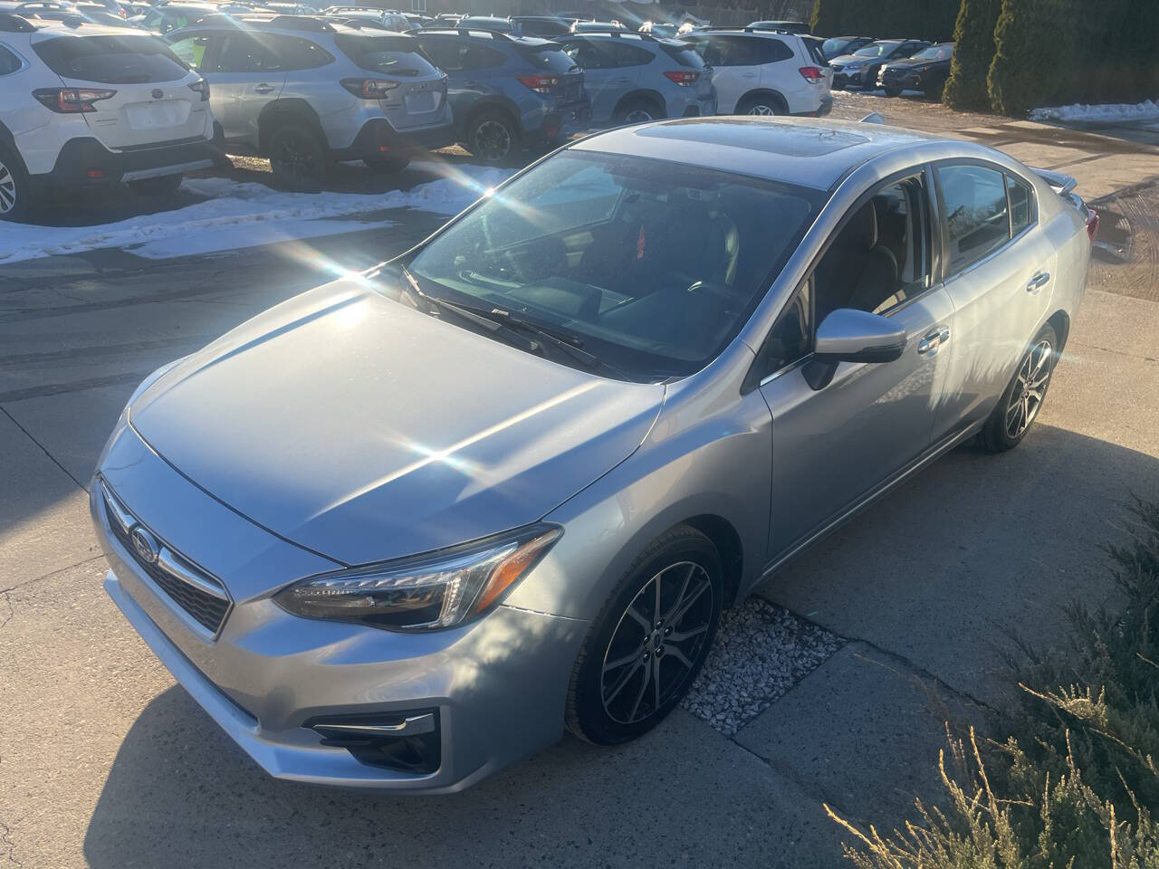Used 2017 Subaru Impreza 2.0i Limited AWD/4WD image 4