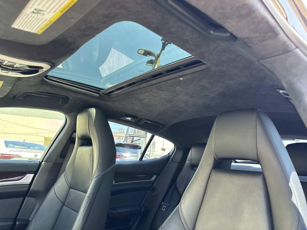 Used 2012 Porsche Panamera AWD/4WD image 18