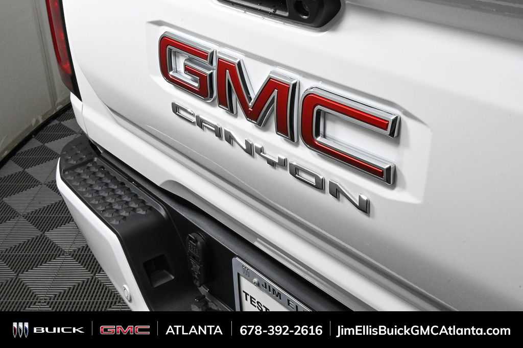 New 2026 GMC Canyon Elevation w/ Convenience Package image 34