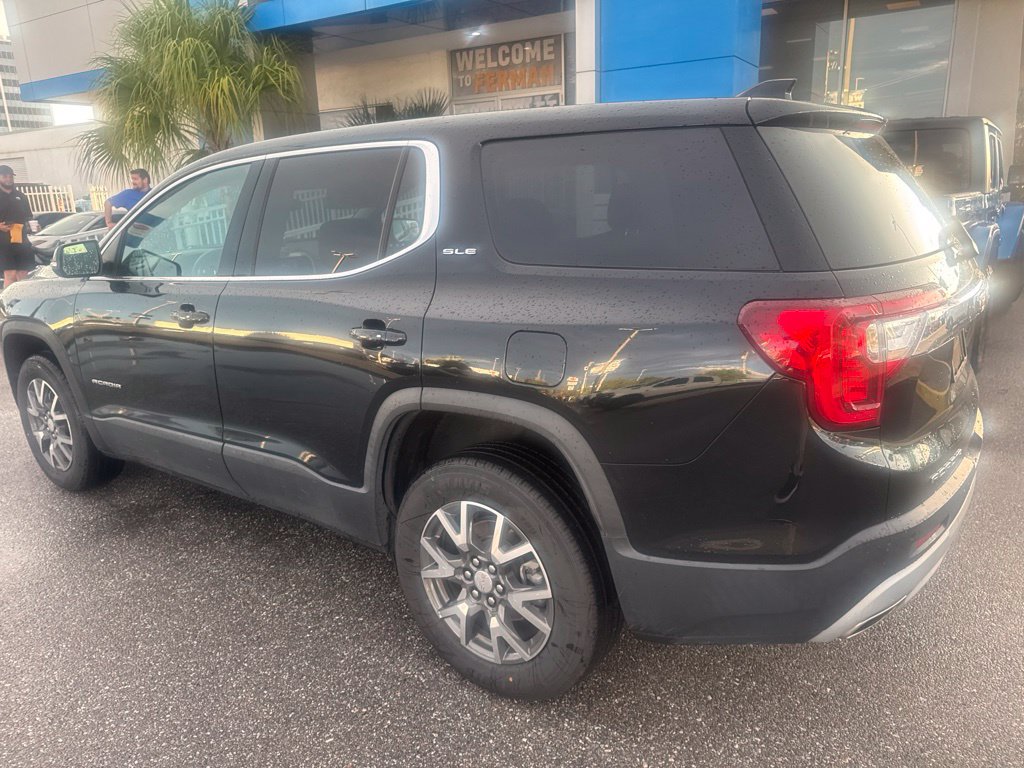 Used 2023 GMC Acadia SLE FWD image 7