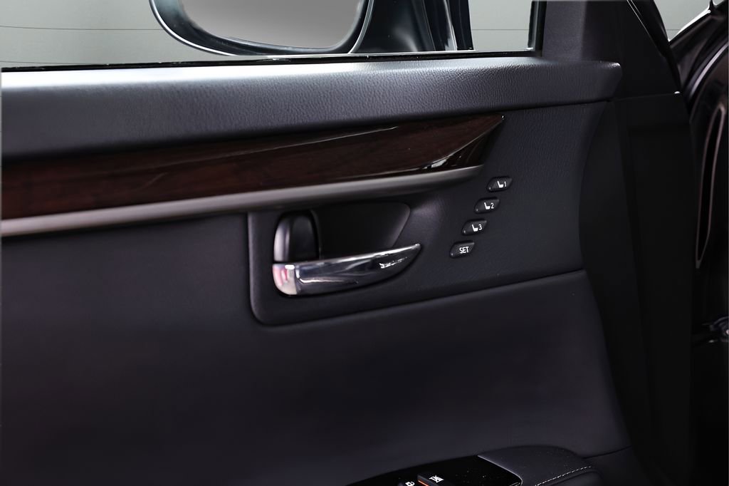 Used 2016 Lexus ES 350 image 39