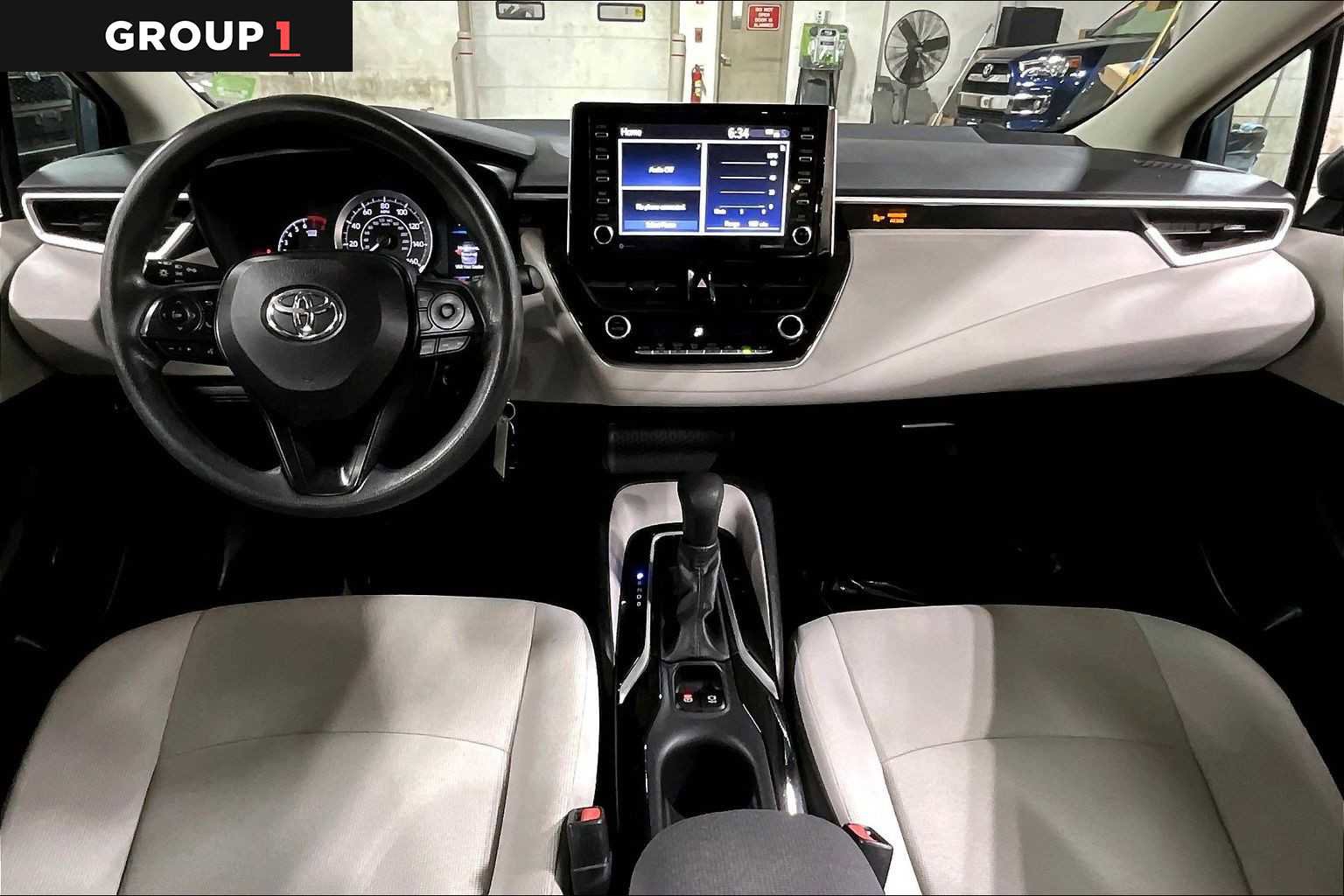 Used 2021 Toyota Corolla LE FWD image 16