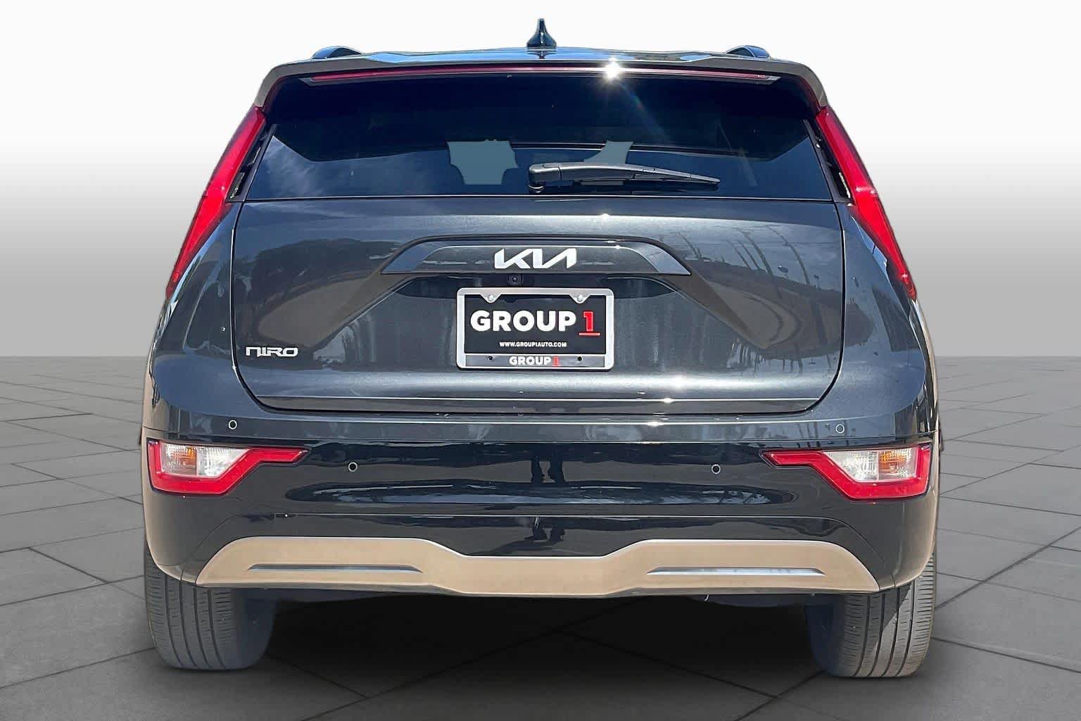 Used 2023 Kia Niro Wind w/ Wind Preserve Package FWD image 4