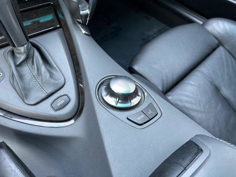 Used 2005 BMW 645Ci Convertible RWD image 25