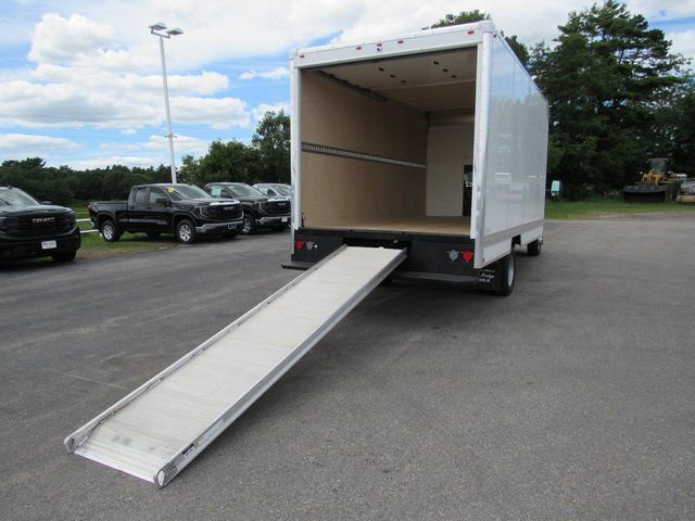 New 2025 GMC Savana 3500 Extended w/ Power Convenience Package image 22