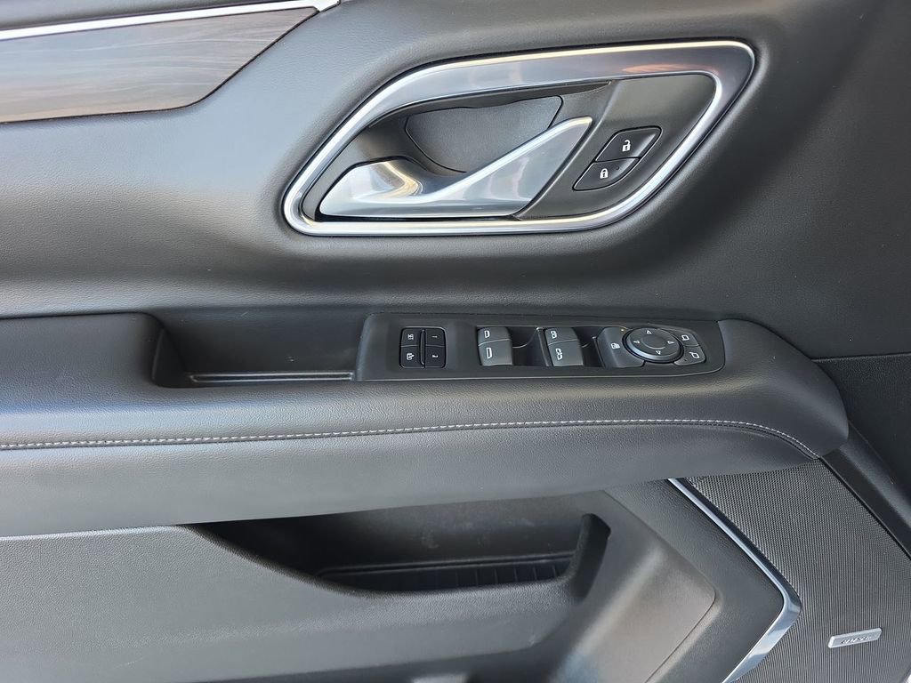 Used 2021 Chevrolet Tahoe Z71 image 24