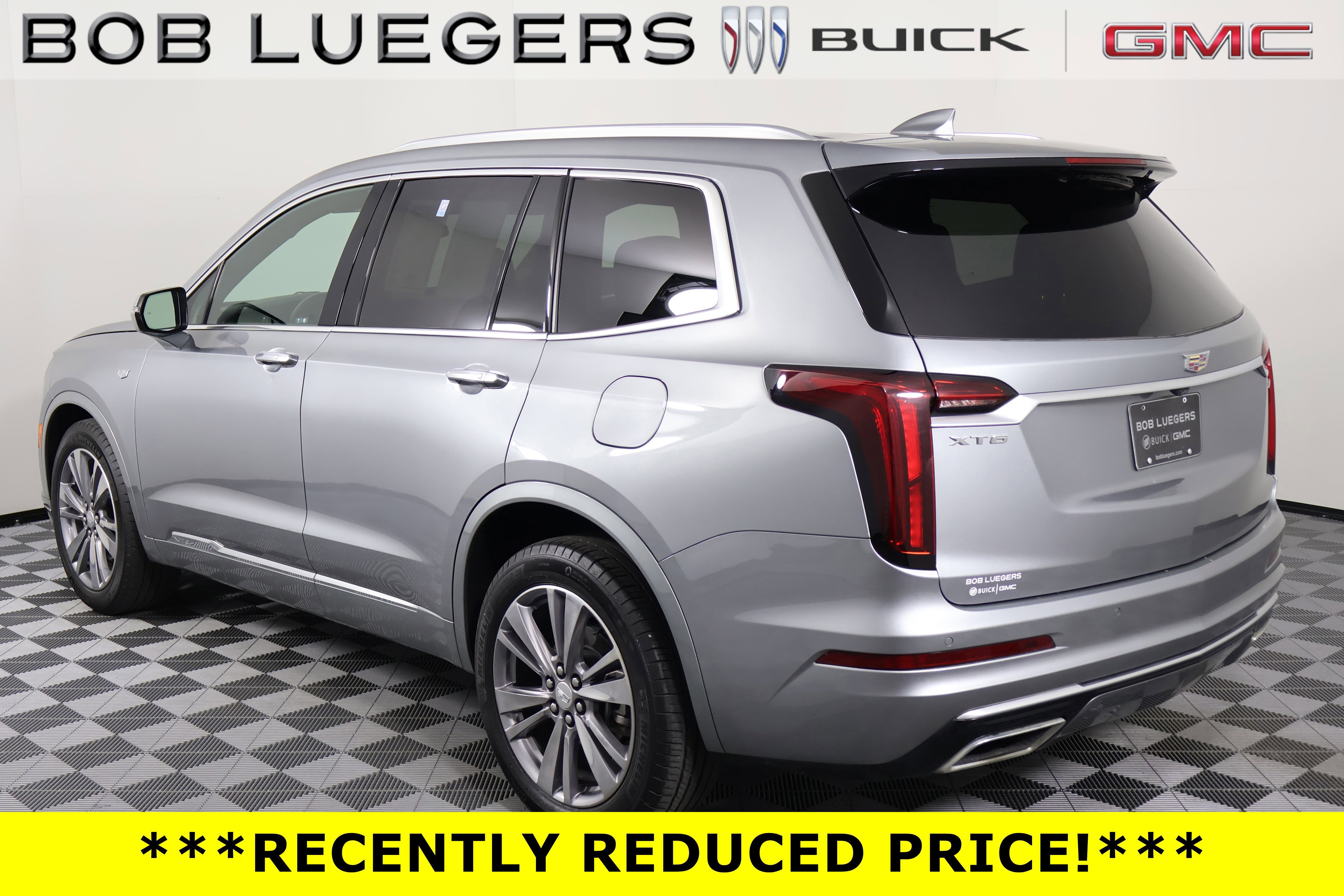 Certified 2025 Cadillac XT6 Premium Luxury FWD image 5