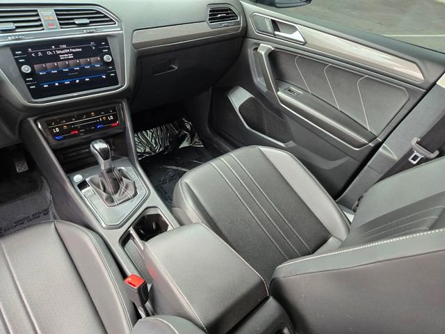 Used 2023 Volkswagen Tiguan SE FWD image 17