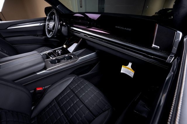 Used 2025 Cadillac Escalade V image 64