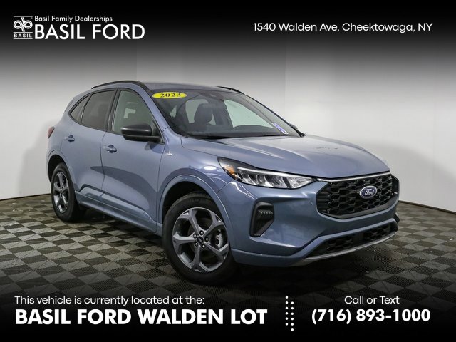 Used 2023 Ford Escape ST-Line w/ Tech Pack #1 video 1
