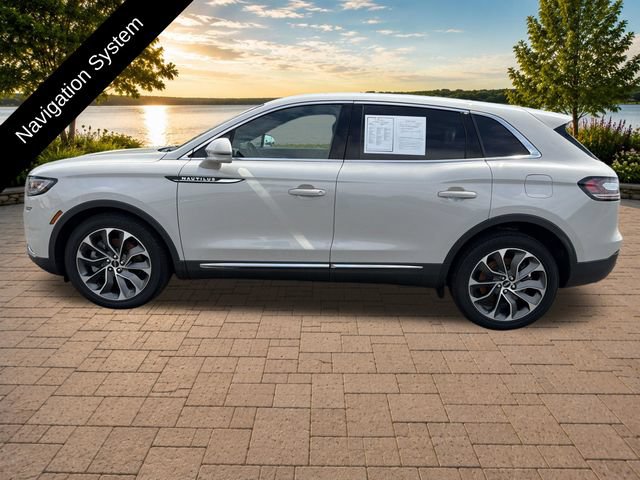 Used 2023 Lincoln Nautilus Reserve AWD/4WD image 3