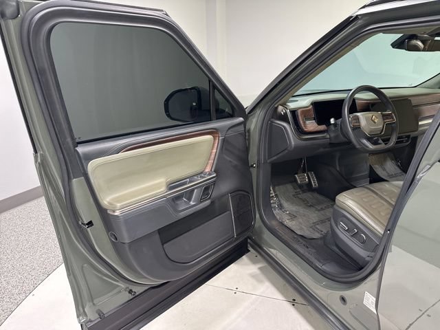 Used 2023 Rivian R1S Launch Edition Quad AWD/4WD image 12