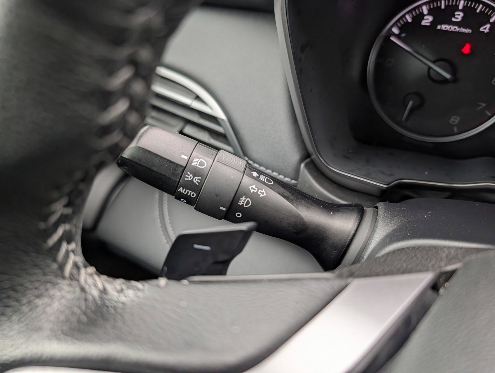 Used 2023 Subaru Outback Limited image 30