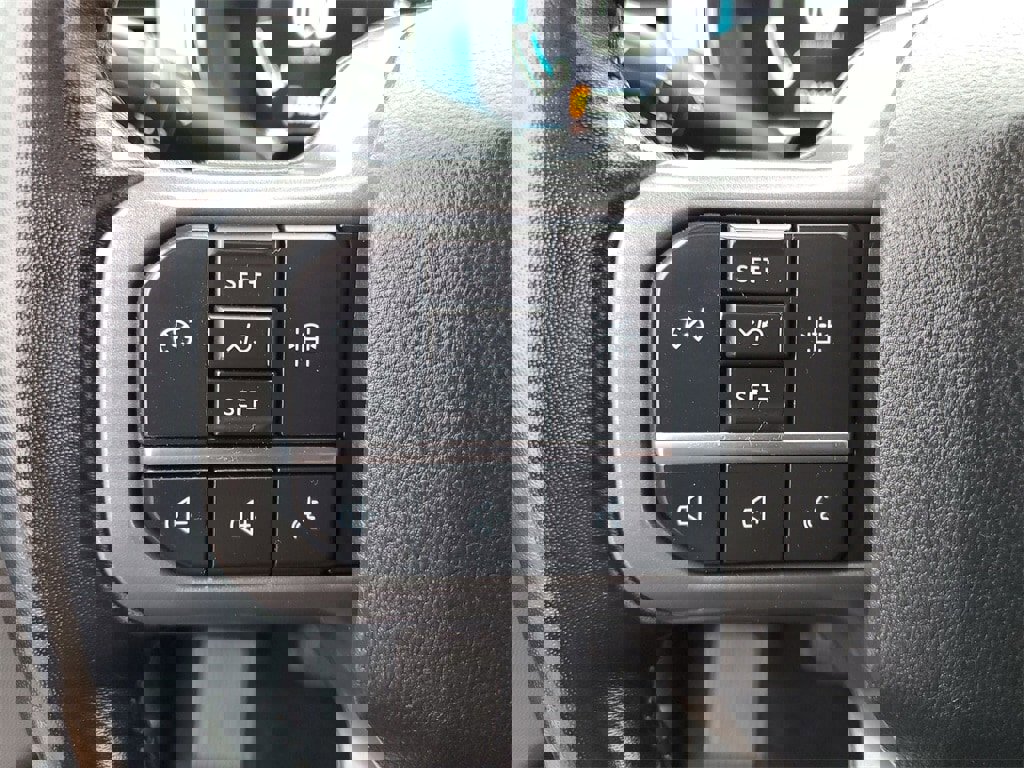 Used 2021 Ford F150 Lariat w/ Equipment Group 501A Mid image 11