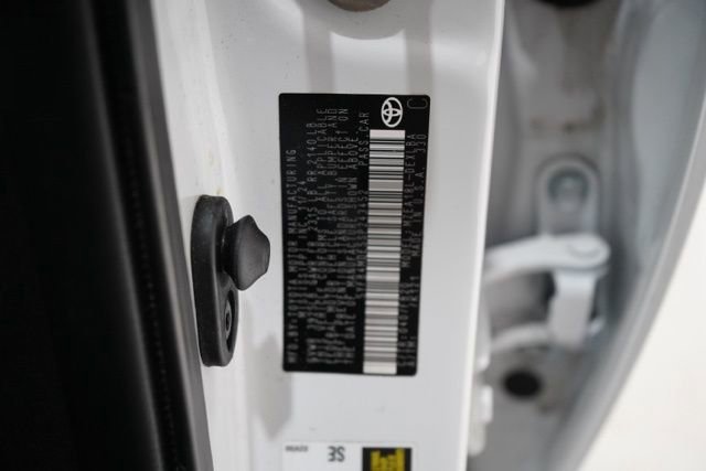 Used 2025 Toyota Corolla LE image 37