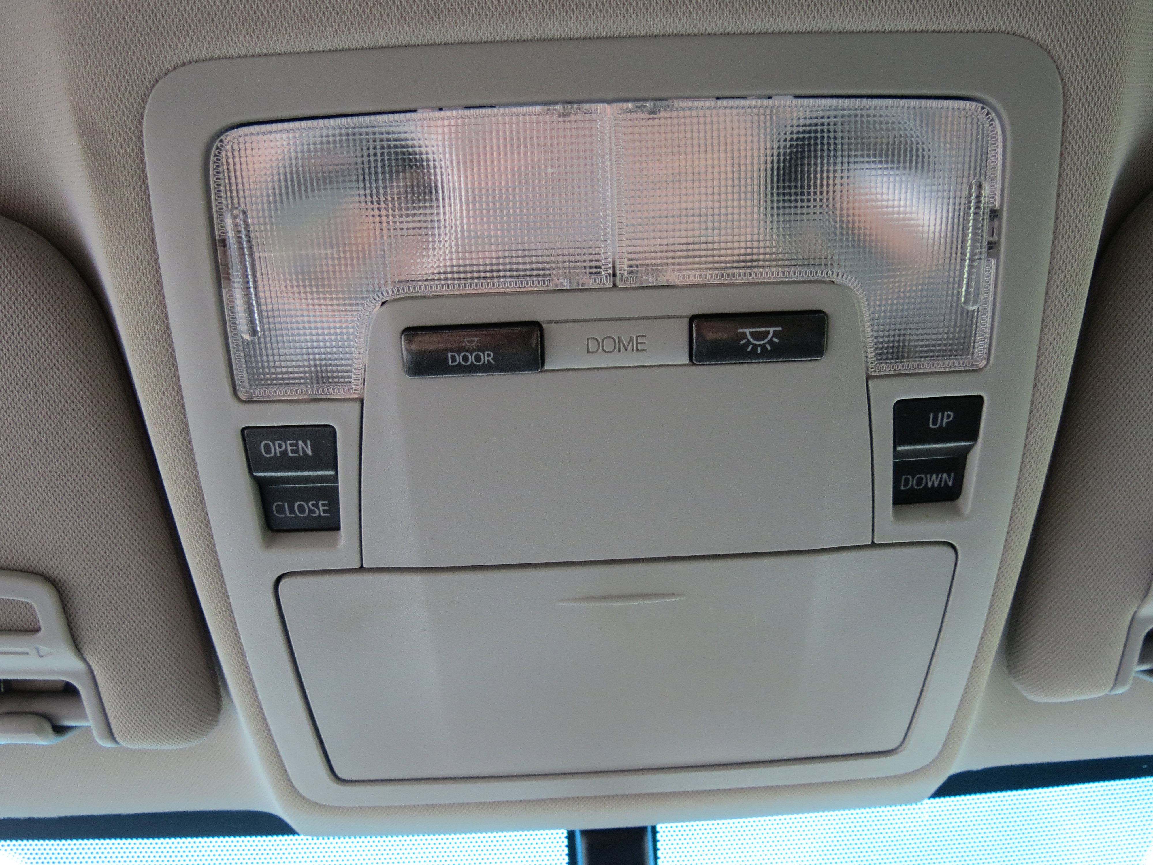 Used 2013 Toyota Avalon XLE Touring image 31