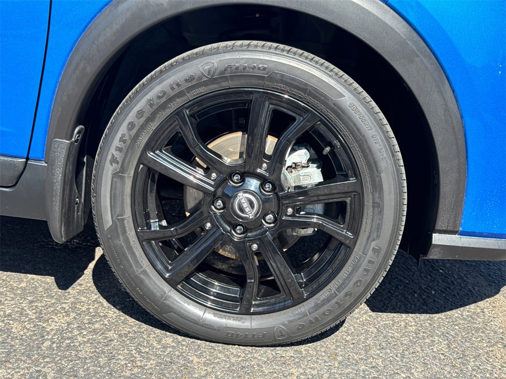 Used 2023 Nissan Kicks SR image 7