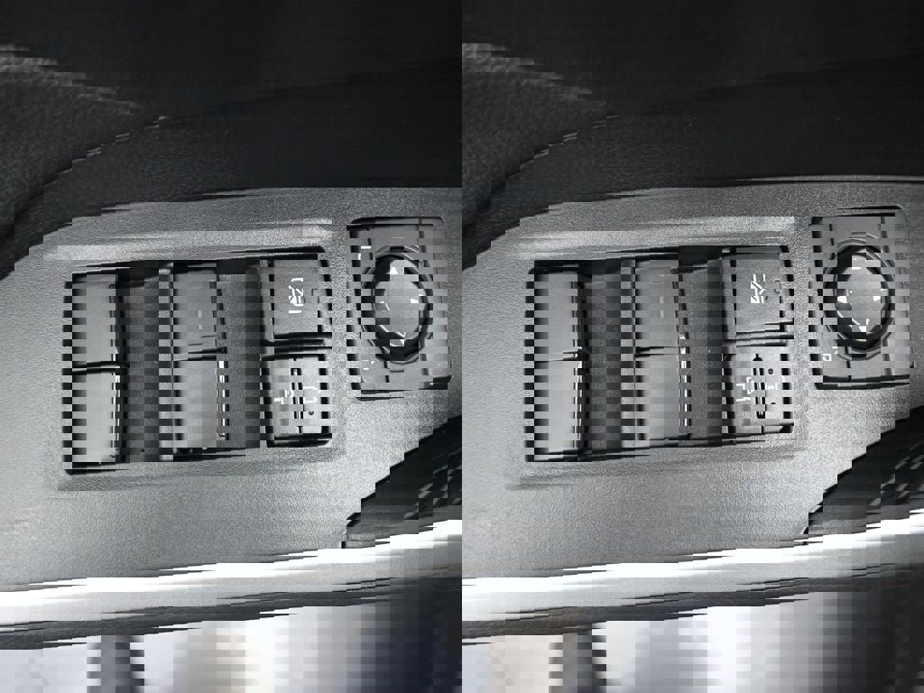 New 2025 Toyota RAV4 LE image 21