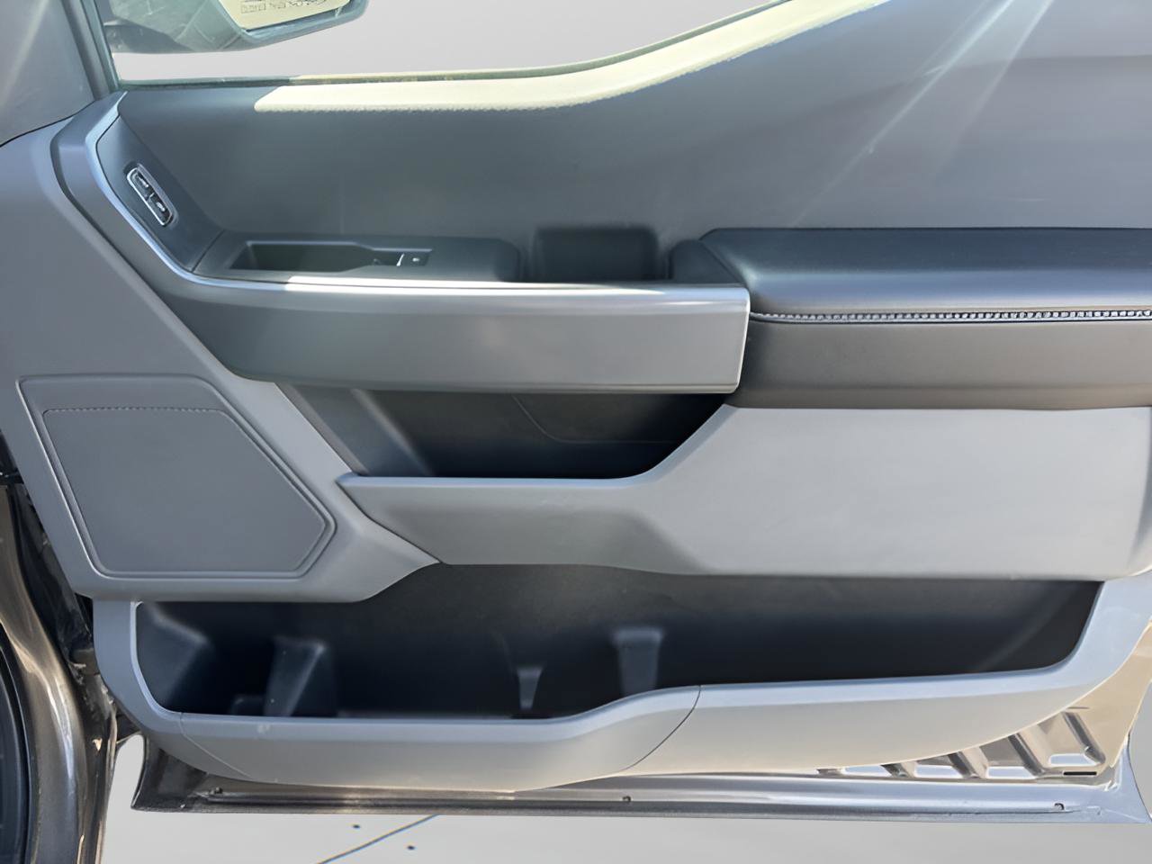 Used 2023 Ford F150 XLT image 34