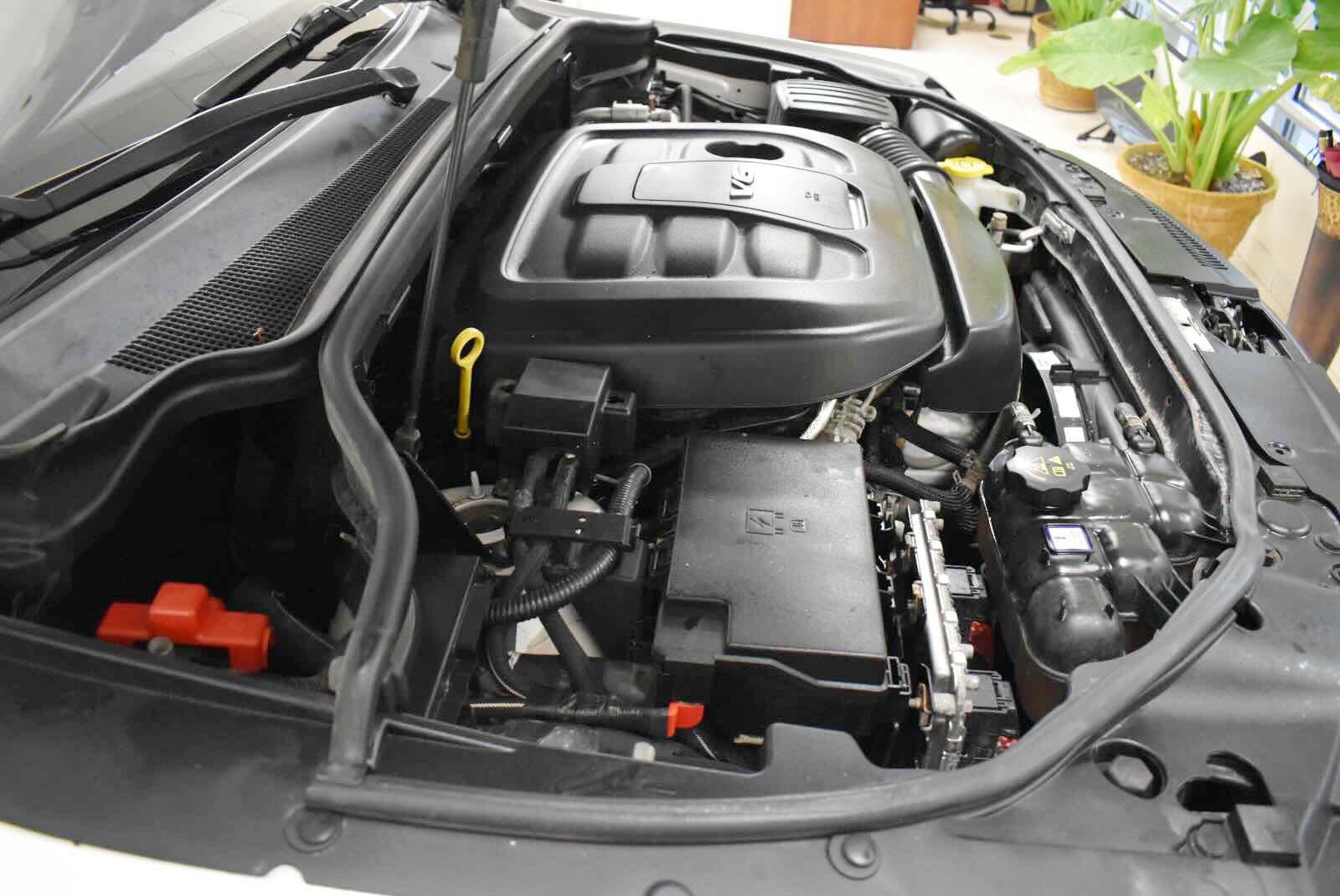 Used 2019 Jeep Grand Cherokee Altitude AWD/4WD image 33