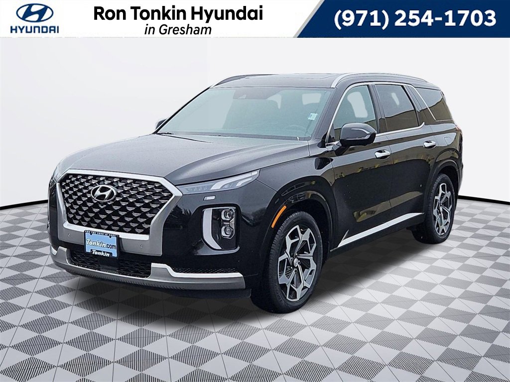 Used 2022 Hyundai Palisade Calligraphy w/ Winter Package image 1