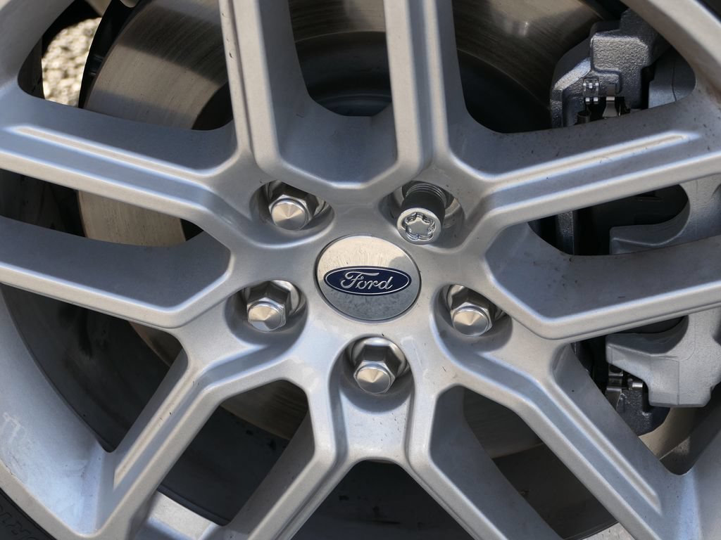 Used 2026 Ford Explorer Active w/ Active Comfort Package RWD image 11