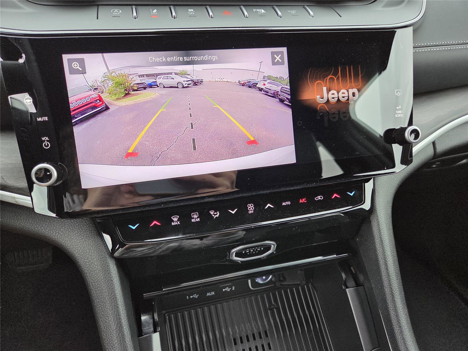 New 2026 Jeep Grand Cherokee L 2WD image 14