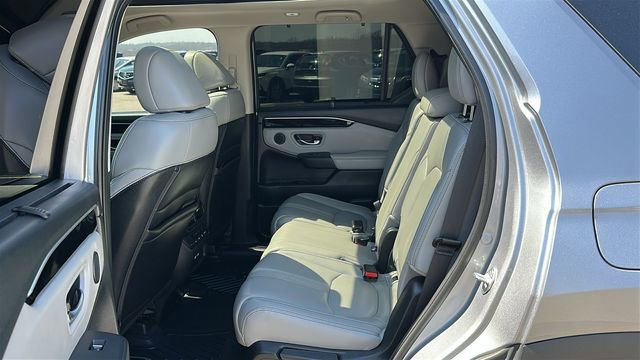 Used 2023 Honda Pilot Touring image 23