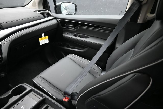 New 2027 Honda Odyssey Touring image 11