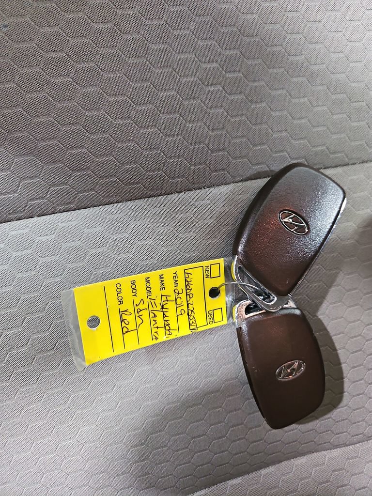 Used 2019 Hyundai Elantra Value Edition FWD image 29